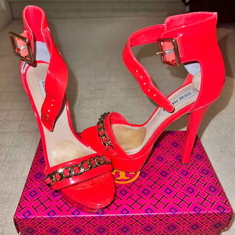 Steve Madden Hot Red/Pink Heels with Gold